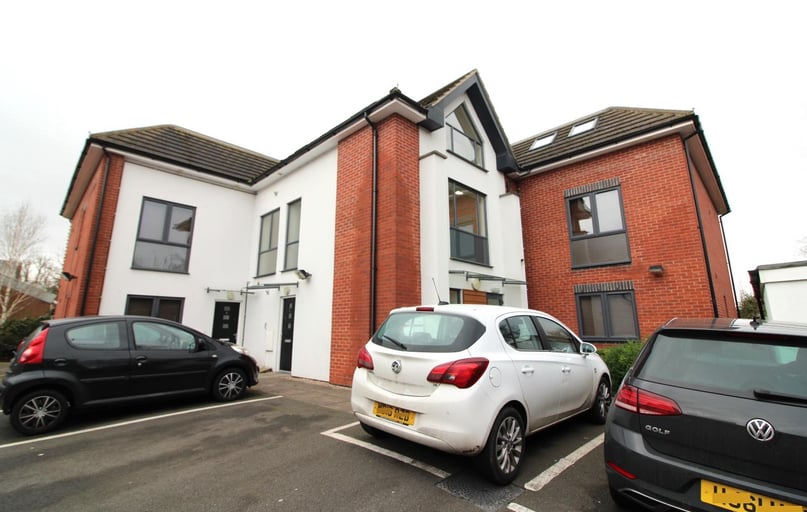 Loughborough Road, West Bridgford, Nottingham - Image 1